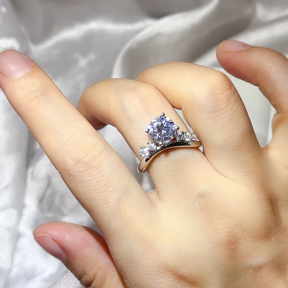 2 Carat 925 Sterling Silver Moissanite Ring, image 2