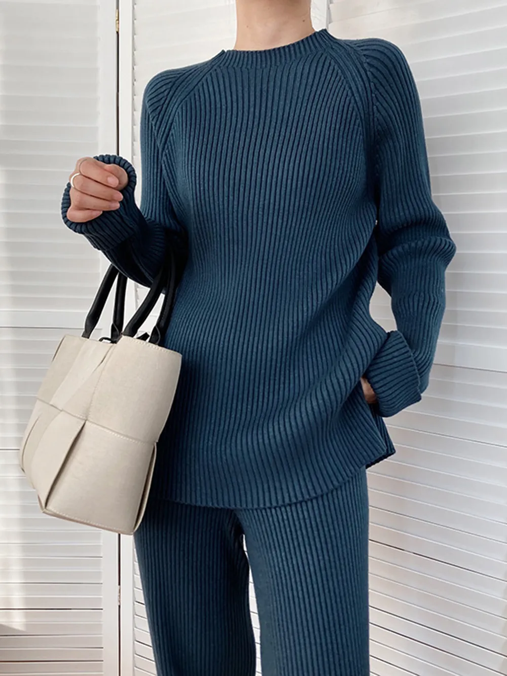 Mock Neck Raglan Sleeve Top and Pants Sweater Set, image 9