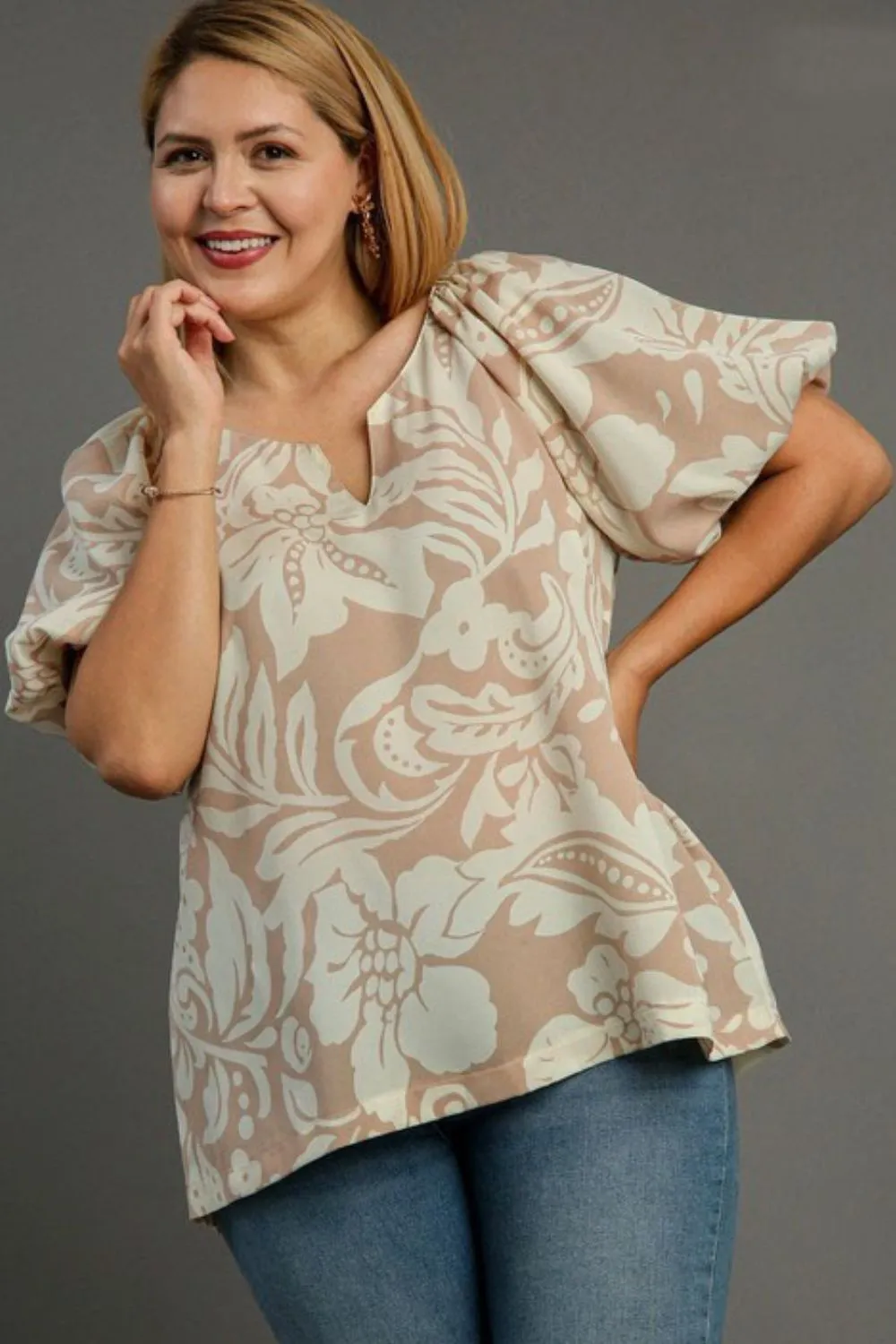 Full Size Boxy Cut Split Neck Floral Print Top Plus Size, image 2