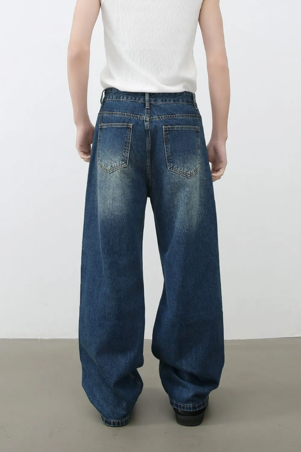 Men's Distressed Jeans with Pockets, image 2