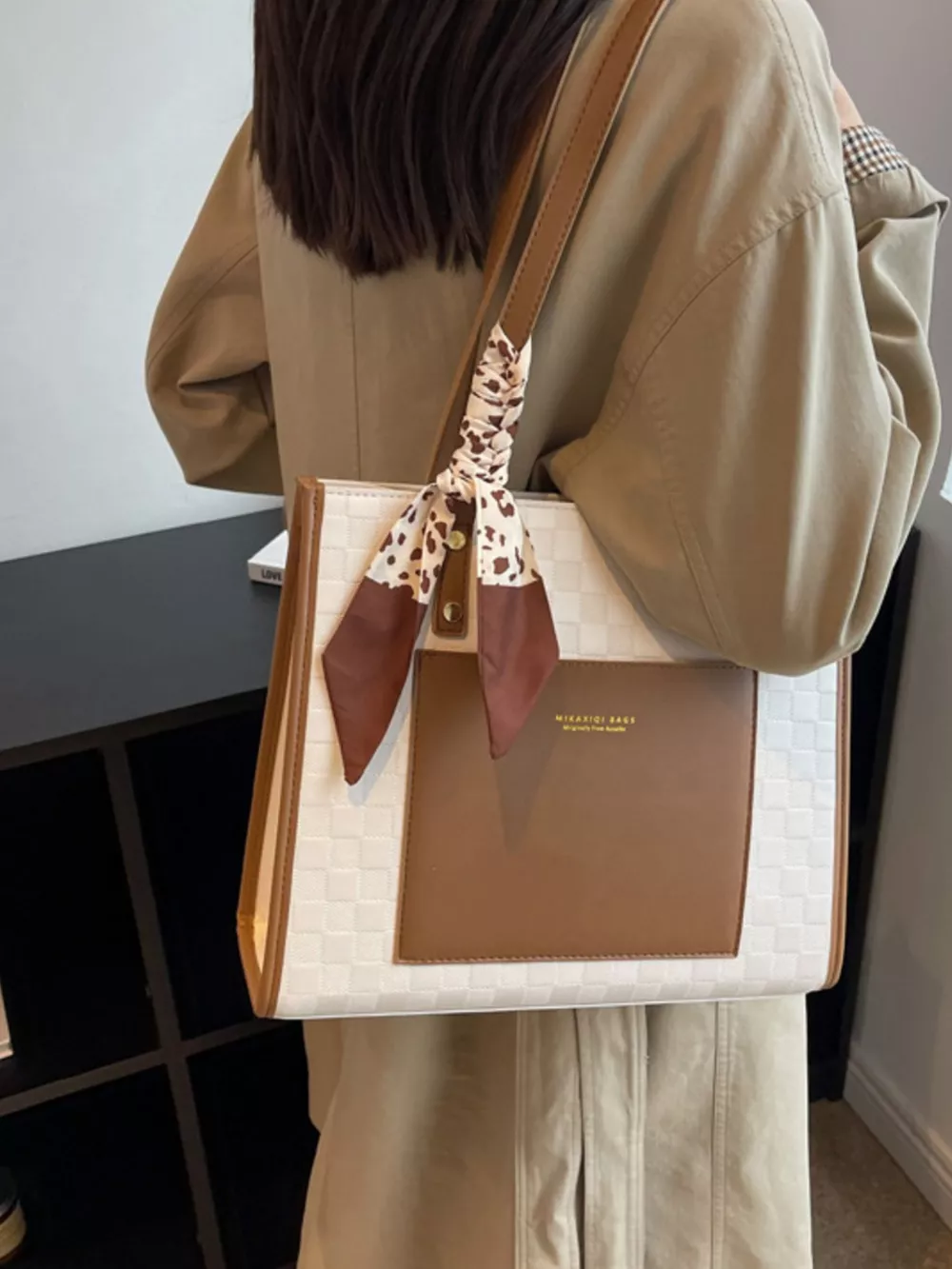 Color Block Shoulder Bag, image 2