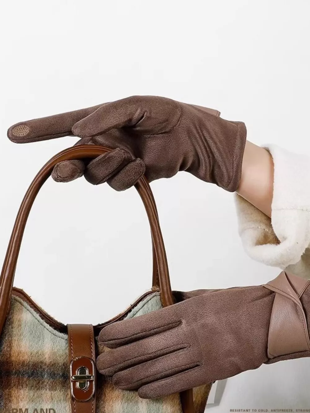Lightweight Touchscreen Gloves, image 2