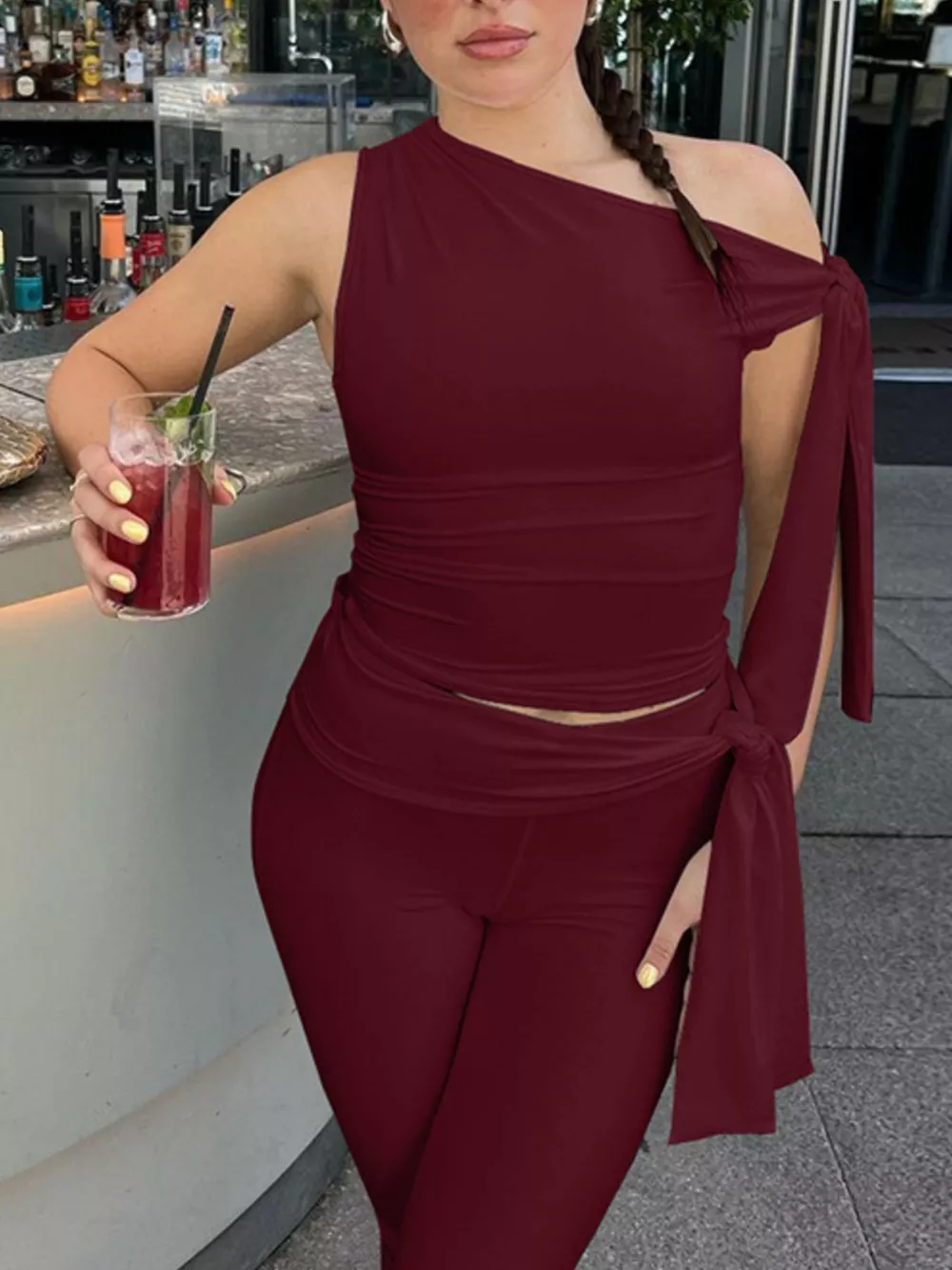 Asymmetrical One-Shoulder Top and Capris Set, image 14