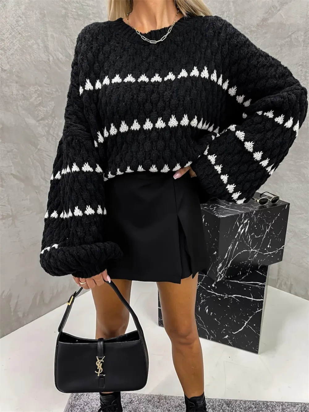 Contrast Round Neck Long Sleeve Sweater, image 2