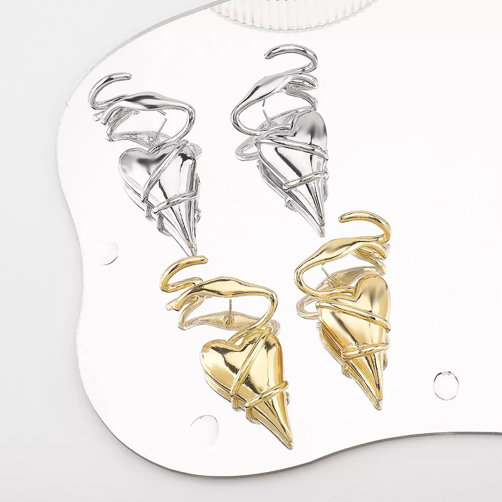 Heart-Shaped Twisted Wire Earrings, image 7