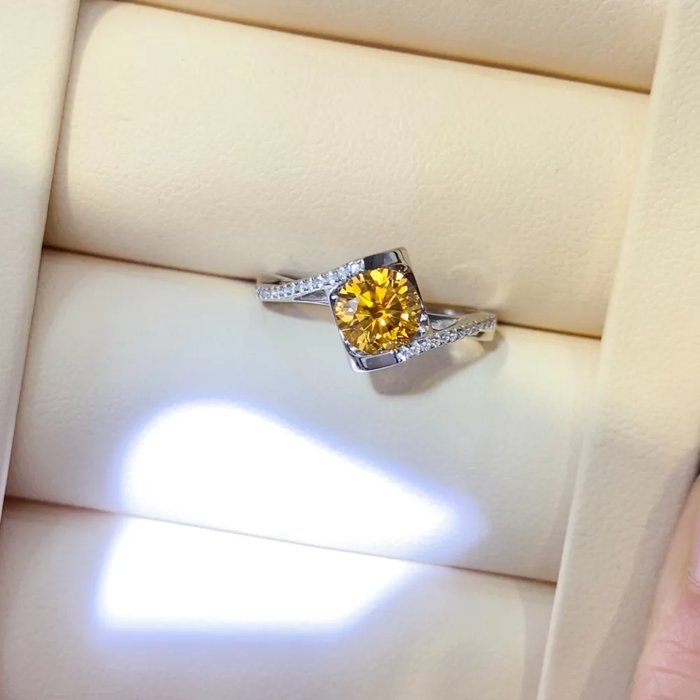 1 Carat Moissanite 925 Sterling Silver Ring, image 4
