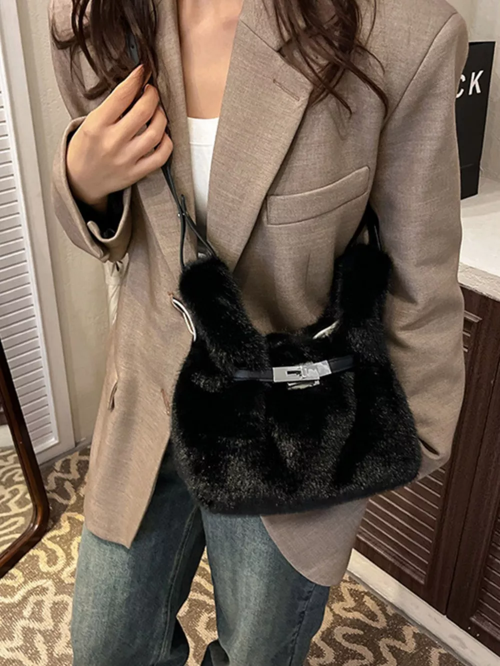 Faux Fur Bucket Crossbody Bag, image 5