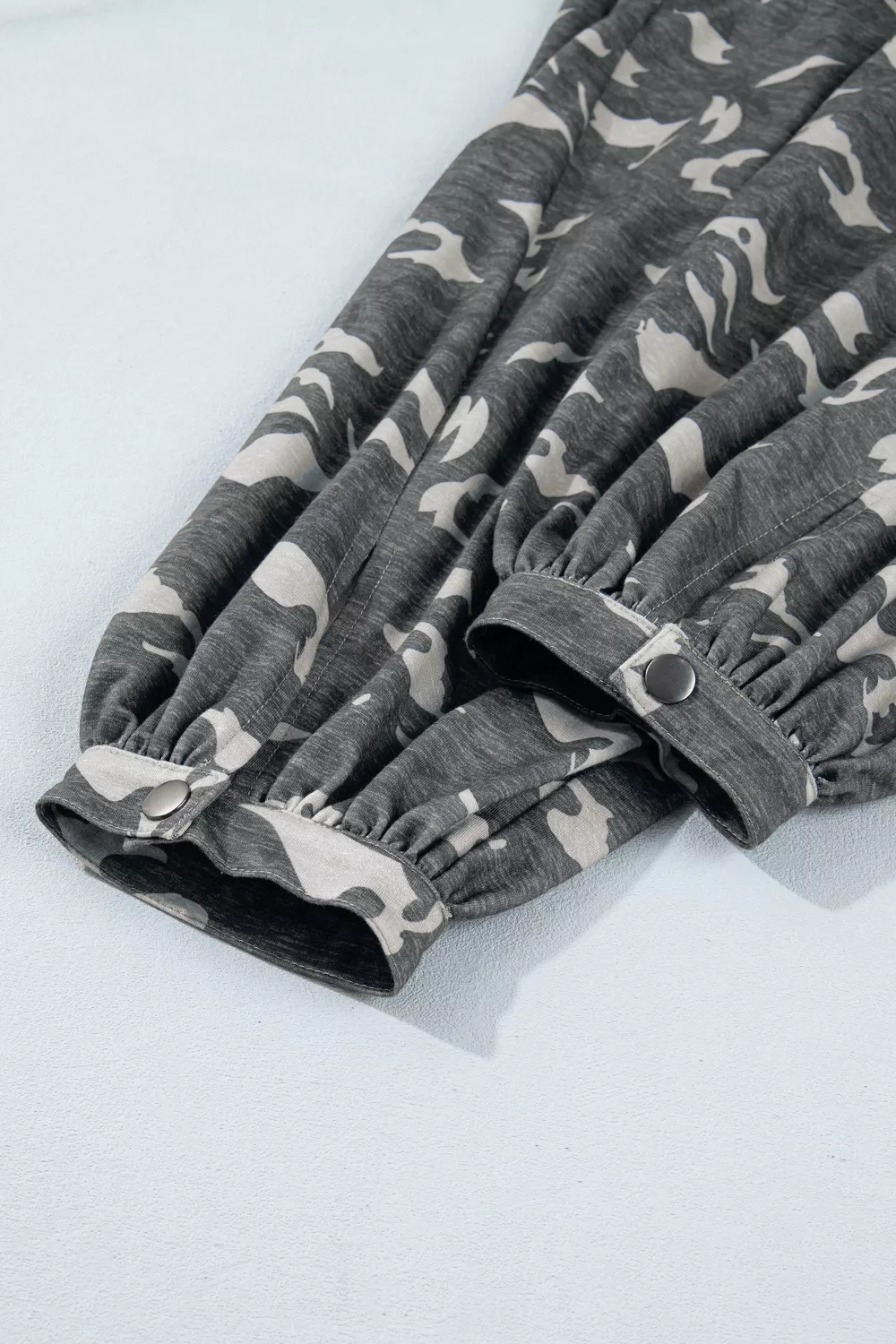 Multicolour Drawstring Contrast Waistband Camouflage Cargo Barrel Pants, image 11