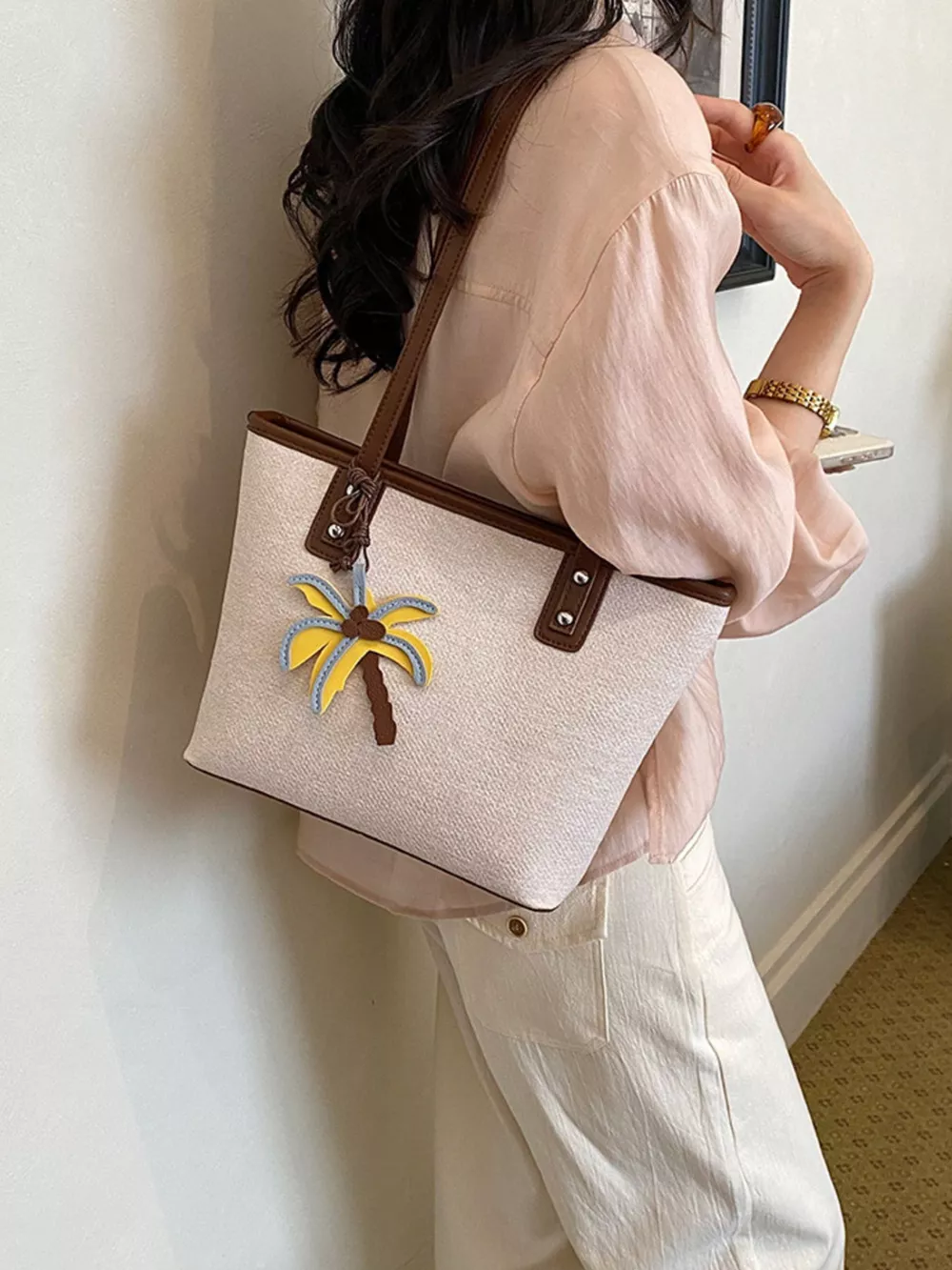 Contrast Trim Shoulder Bag with Tropical Palm Tree Charm, image 10