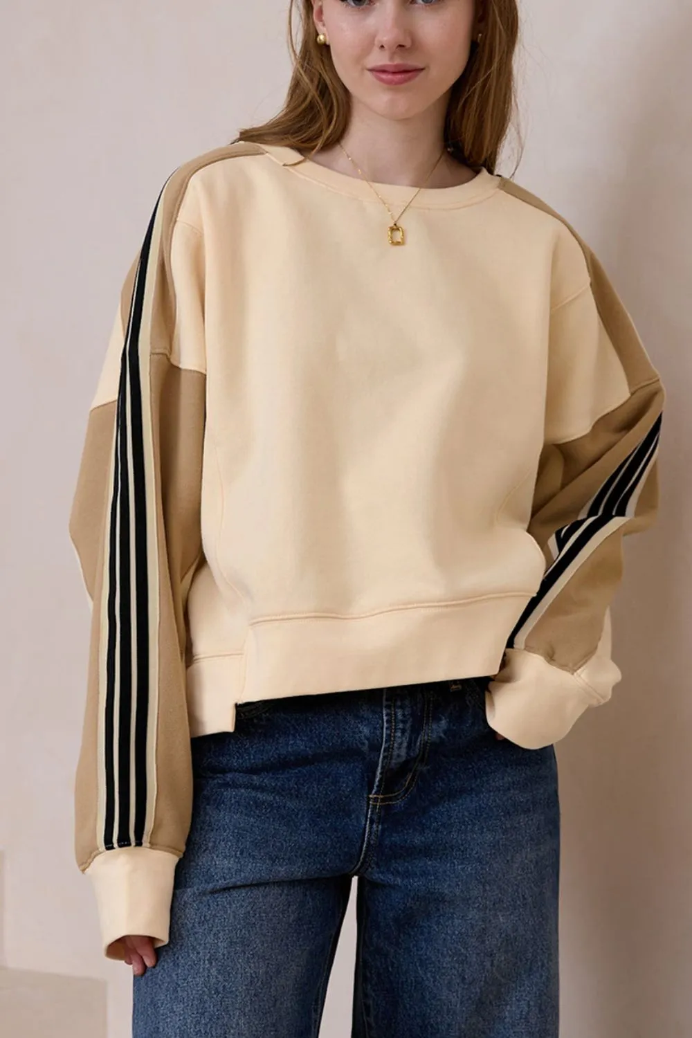 Contrast Round Neck Long Sleeve Sweatshirt, image 12