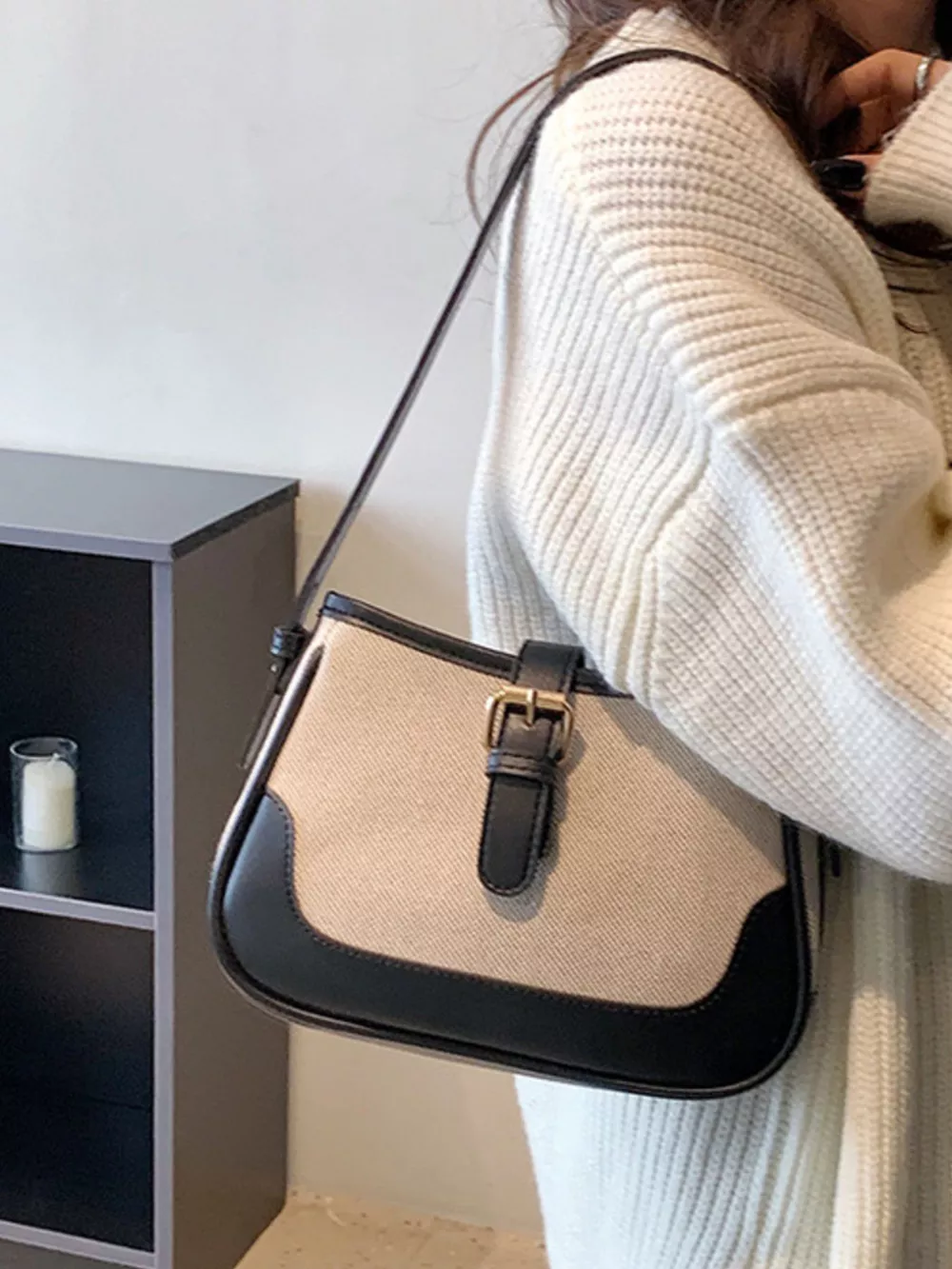 Contrast Buckle Shoulder Bag