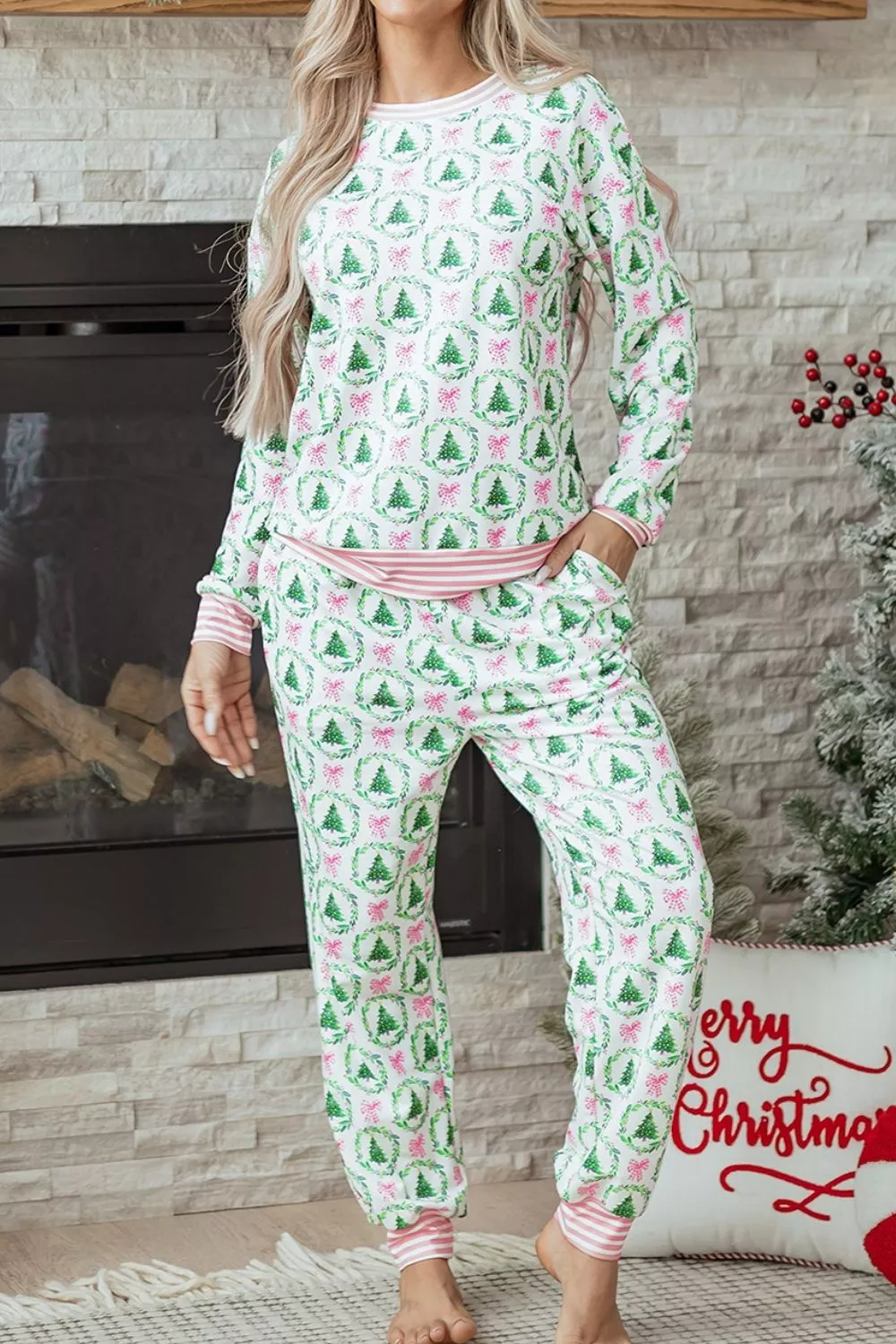 Christmas Tree Print Contrast Striped Banding 2pcs Lounge Set, image 4