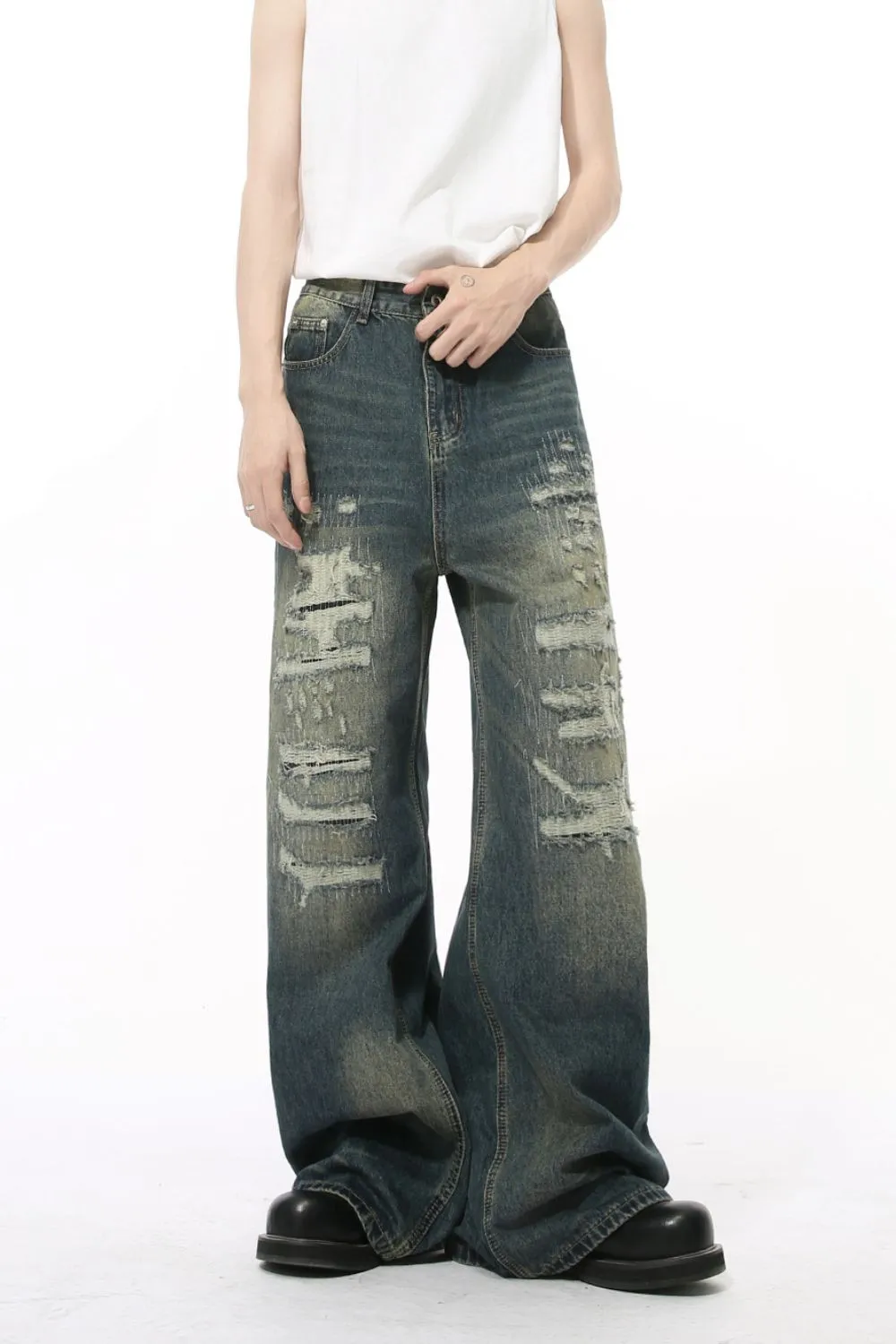 Distressed Wide Leg Jeans, image 3