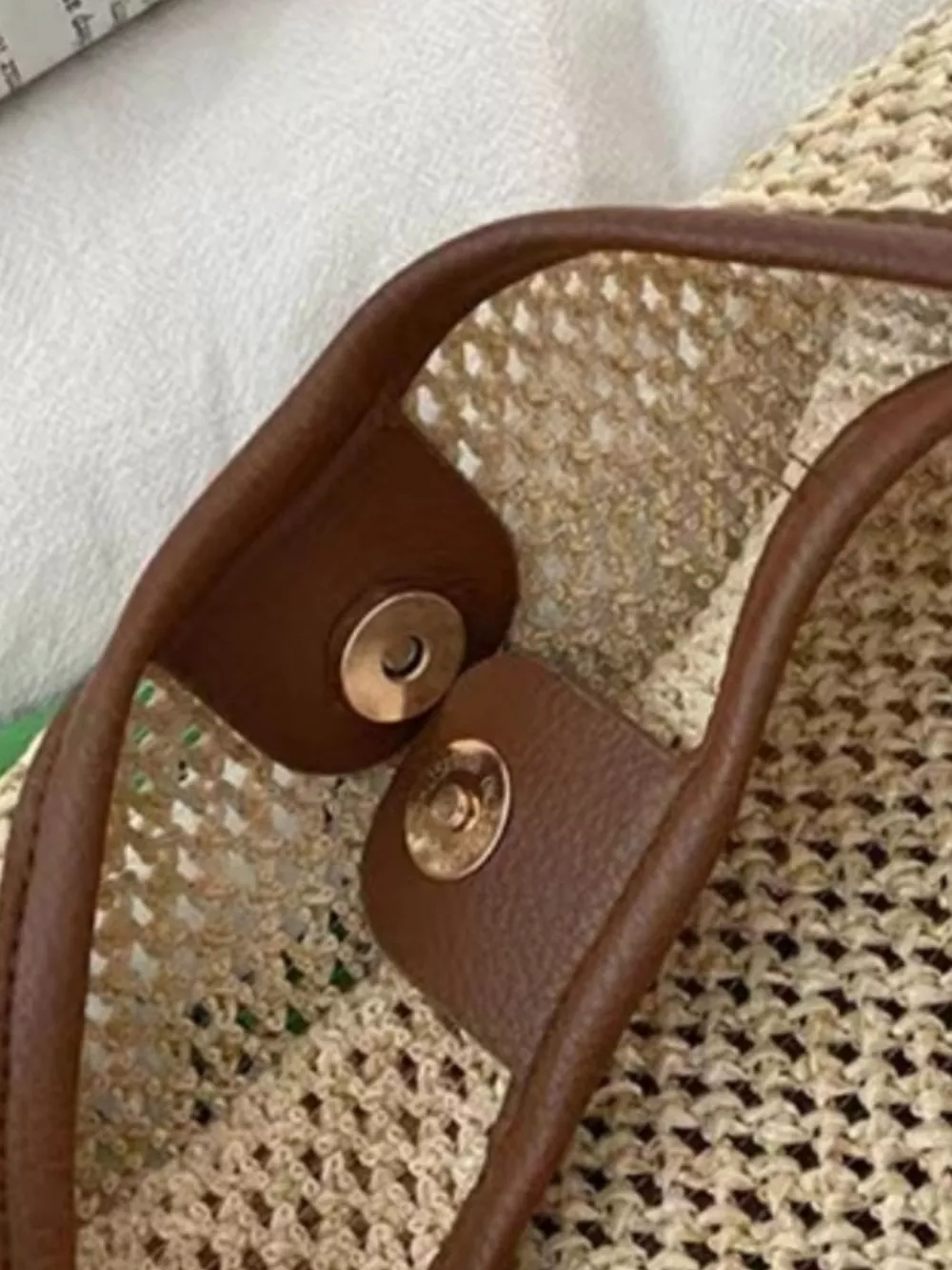 Woven Straw Handbag with Leather Strap, image 5