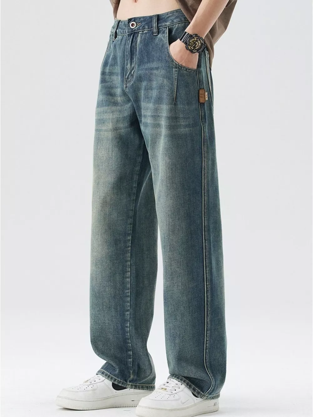 Men's Washed Wide Leg Relaxed Fit Jeans, image 2
