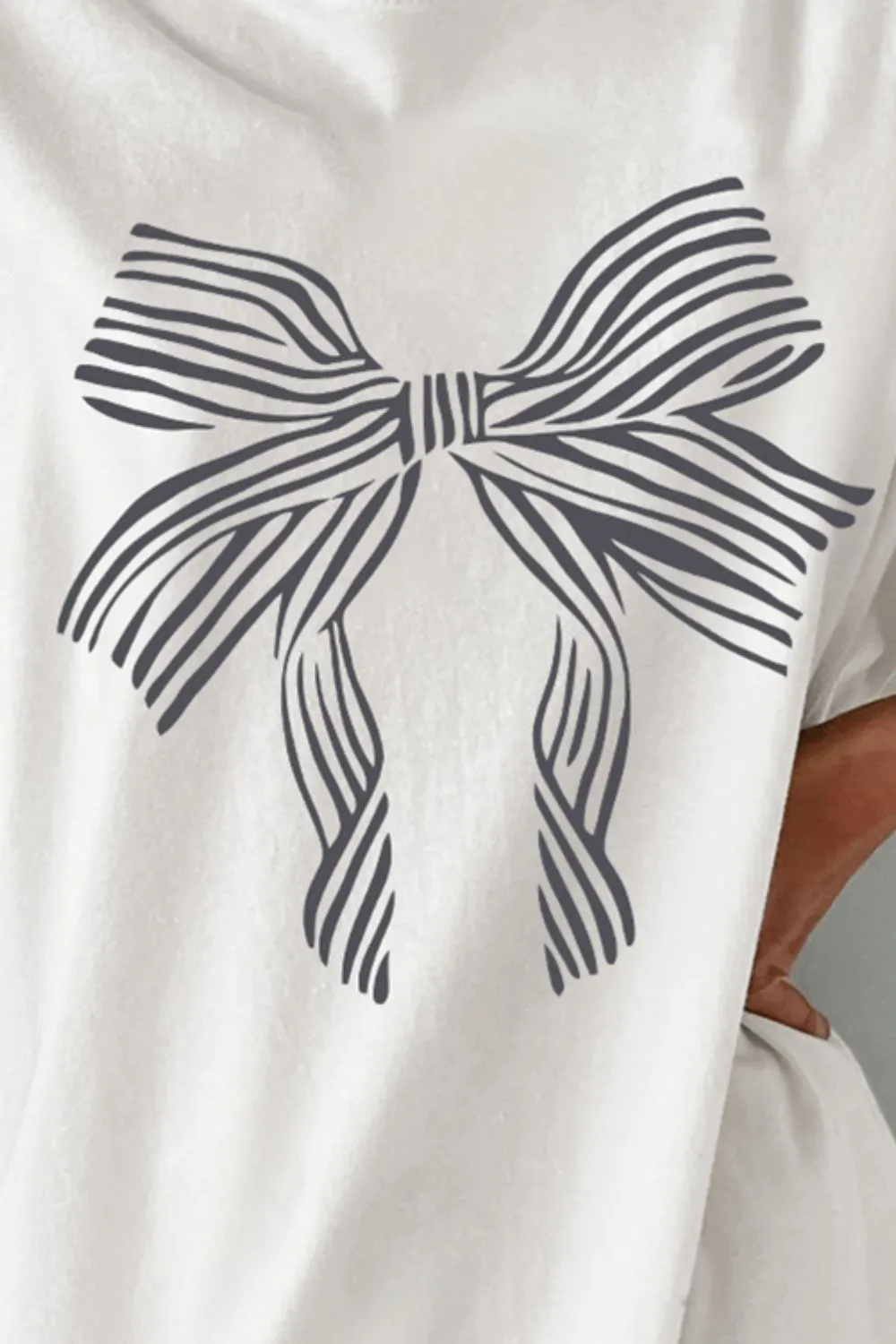 Bow Graphic Round Neck Short Sleeve T-Shirt, image 3