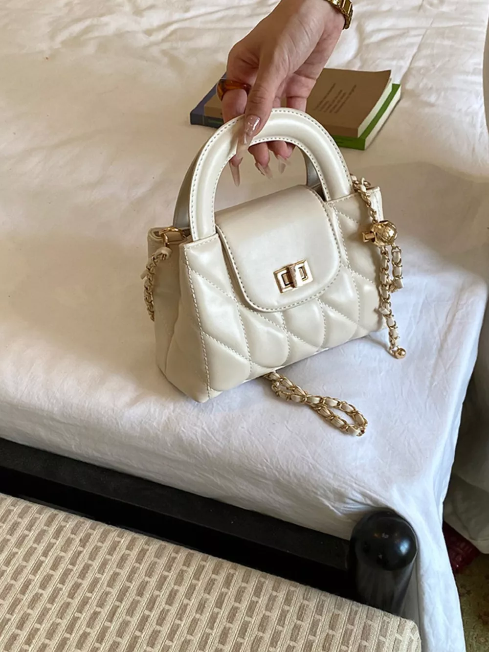 Quilted Chain Strap Crossbody Bag, image 7