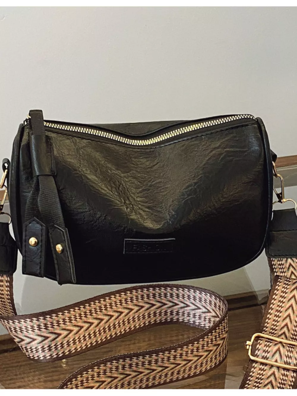 Retro Style Shoulder Crossbody Bag with Wide Strap, image 3
