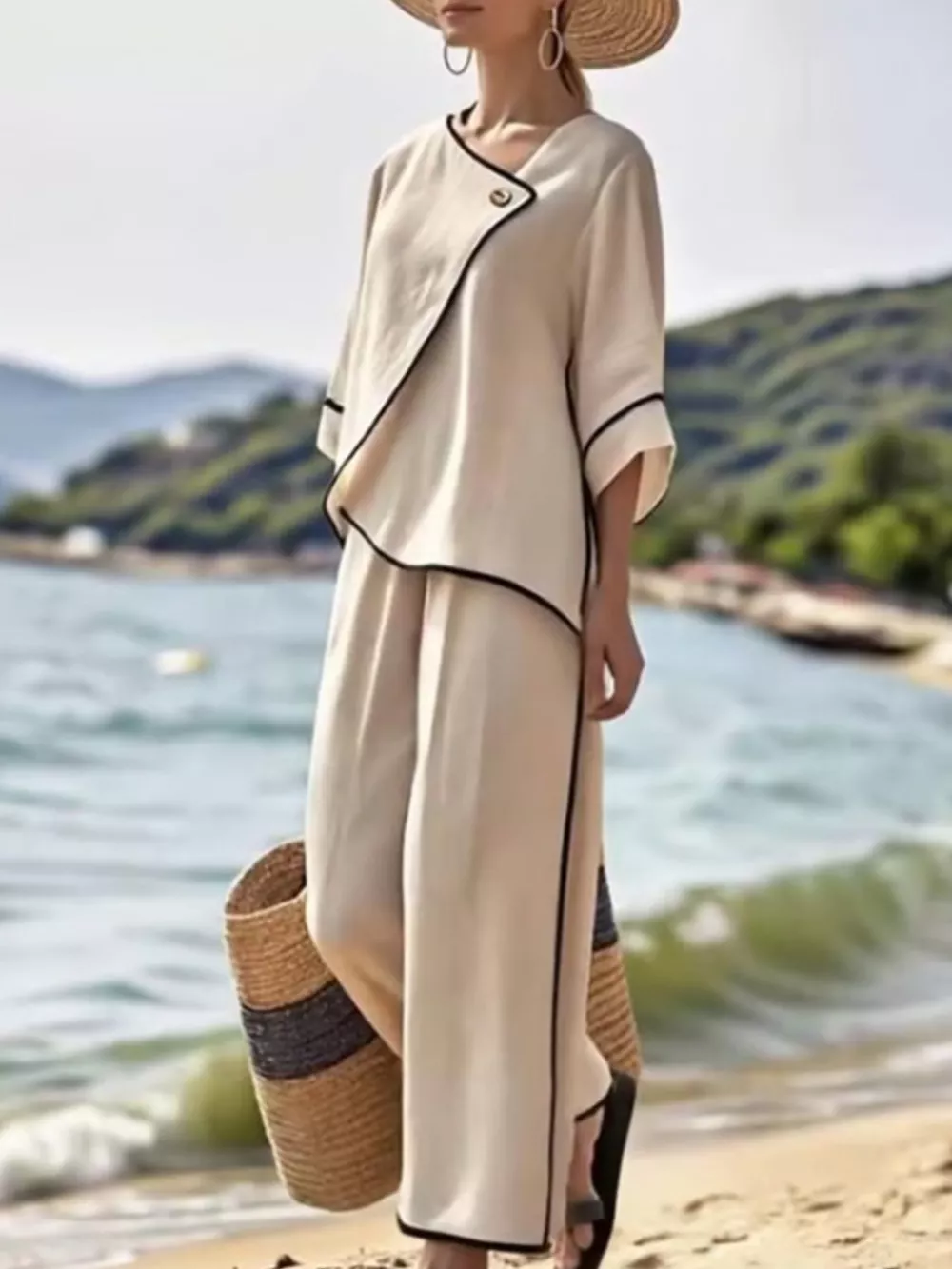 Full Size Contrast Trim Top and Wide Leg Pants Set Plus Size, image 4