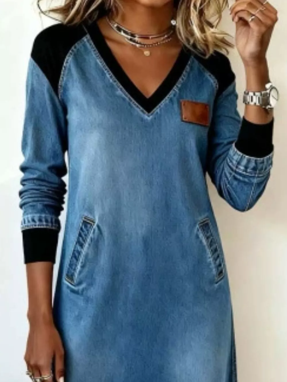Full Size Contrast V-Neck Midi Dress Plus Size, image 2