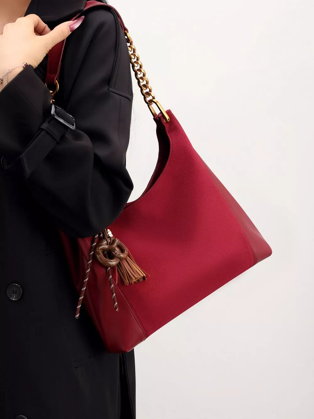Chain Strap Tassel Charm Shoulder Bag, image 3