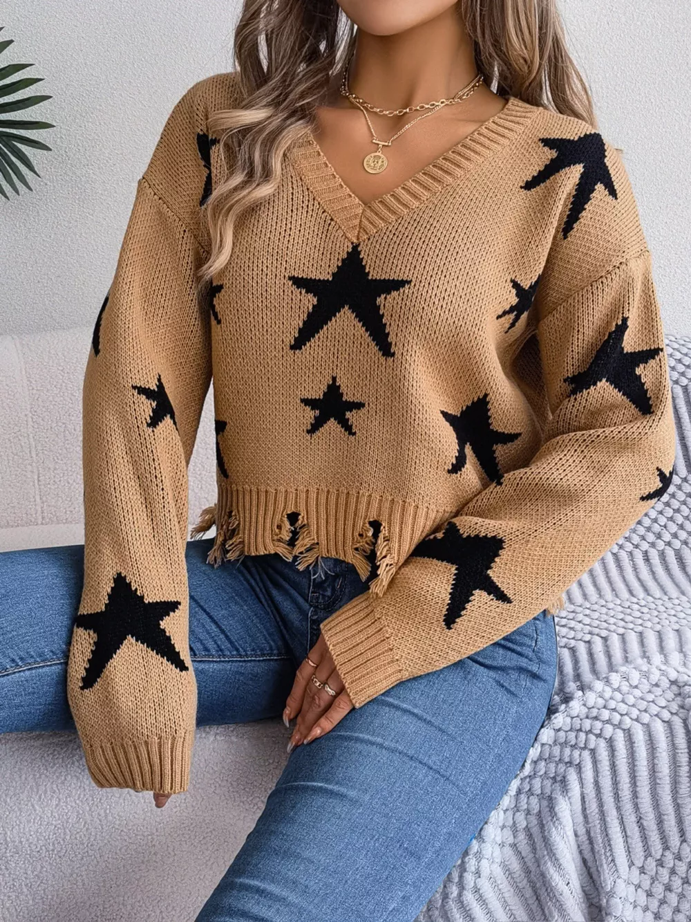 Star Pattern V-Neck Distressed Sweater, image 11