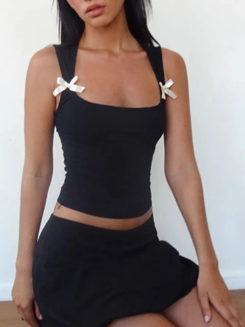 Bow Detail Square Neck Cropped Tank, image 3
