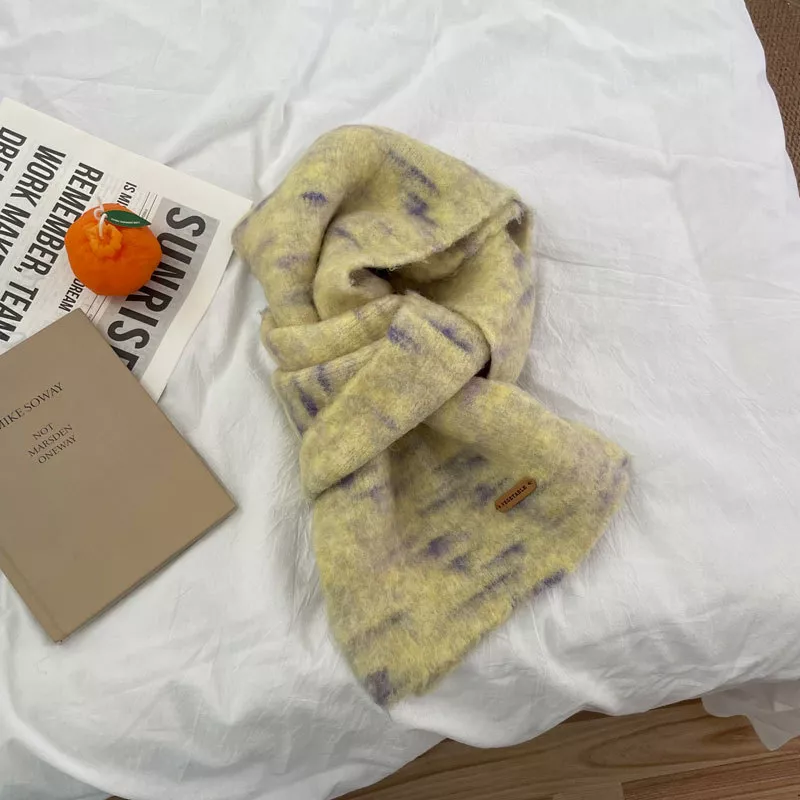 Soft Fuzzy Contrast Scarf, image 4