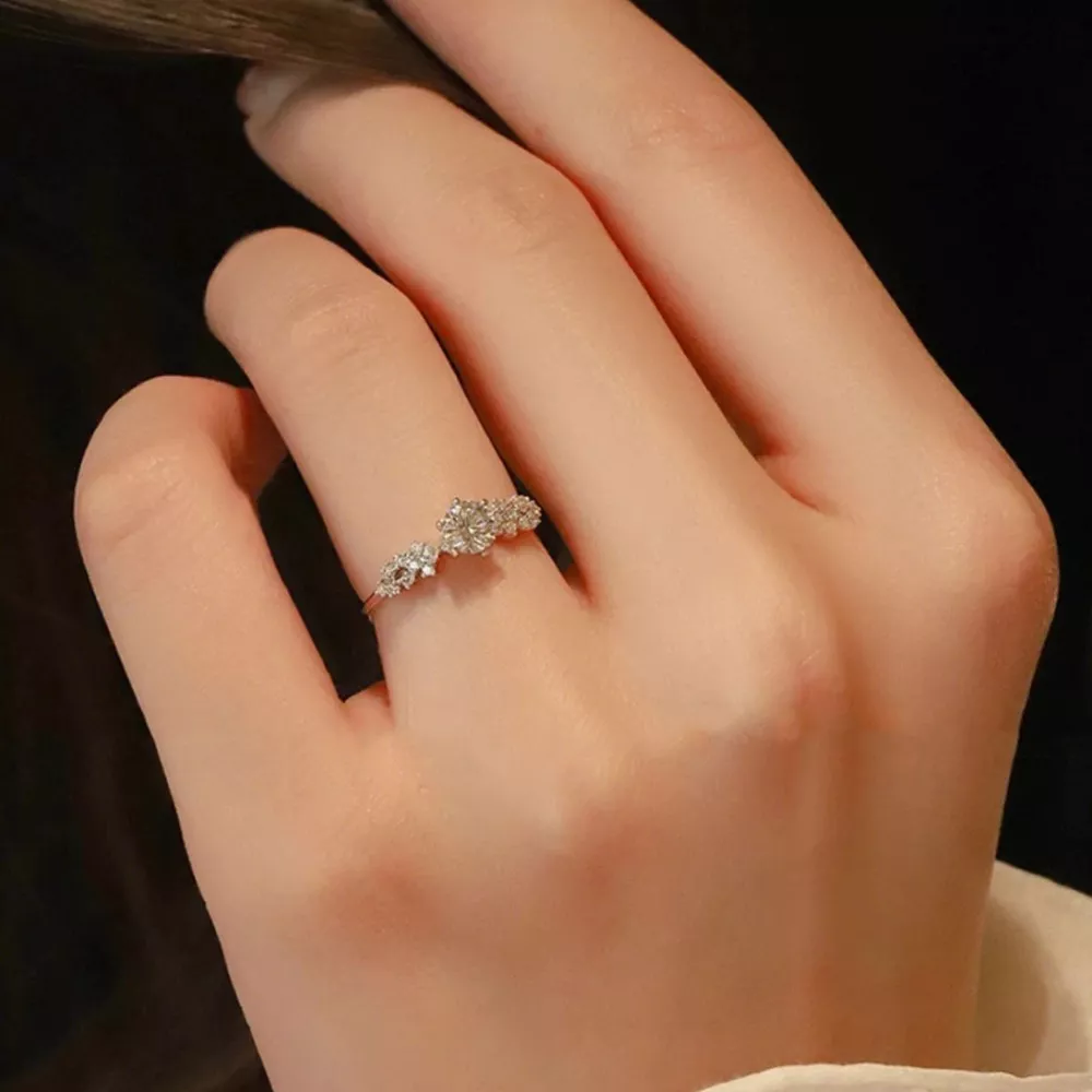 1 Carat 925 Sterling Silver Moissanite Ring, image 7