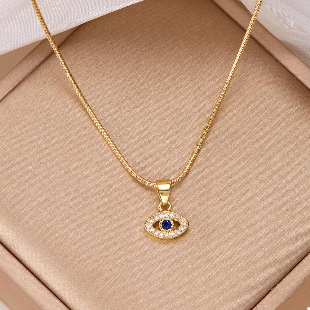 18K Gold-Plated Necklace with Rhinestone Pendant, image 2