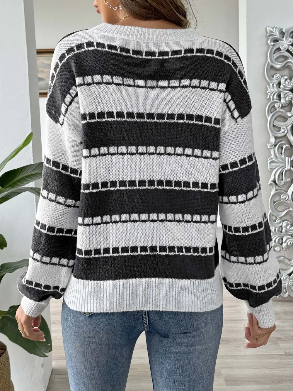Heart Round Neck Long Sleeve Sweater, image 4