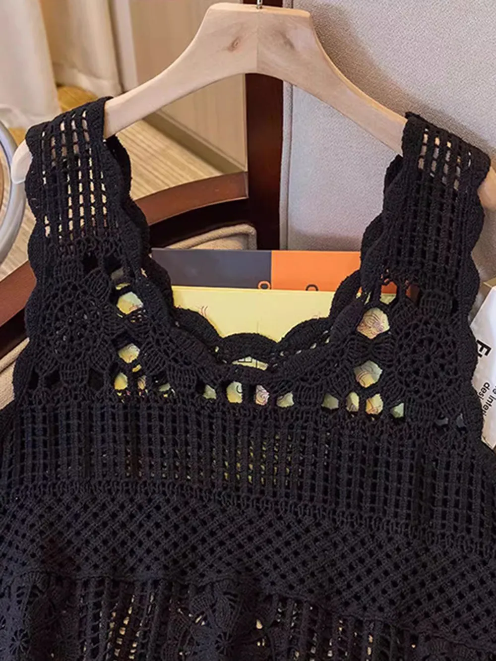 Openwork Scoop Neck Tank, image 14