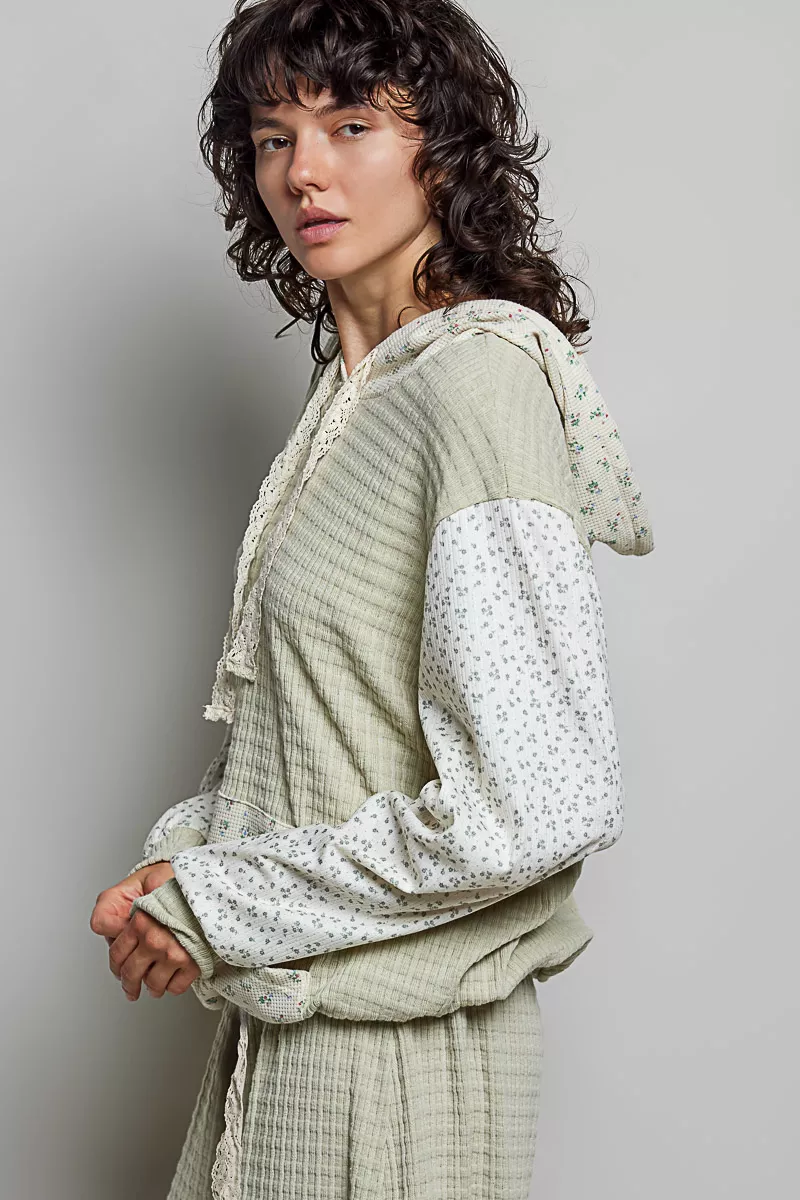 POL Mixed Knit Contrast Print Sleeve Hoodie with Kangaroo Pocket, image 2