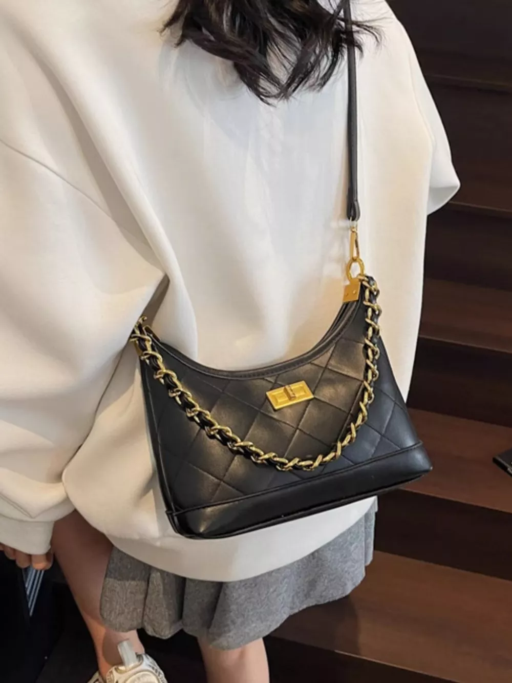 Chic Quilted Chain Shoulder Bag, image 4