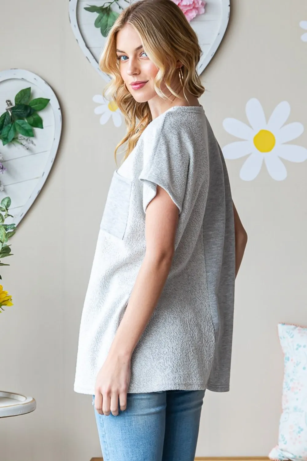 Full Size Pocketed Round Neck Short Sleeve T-Shirt, image 4