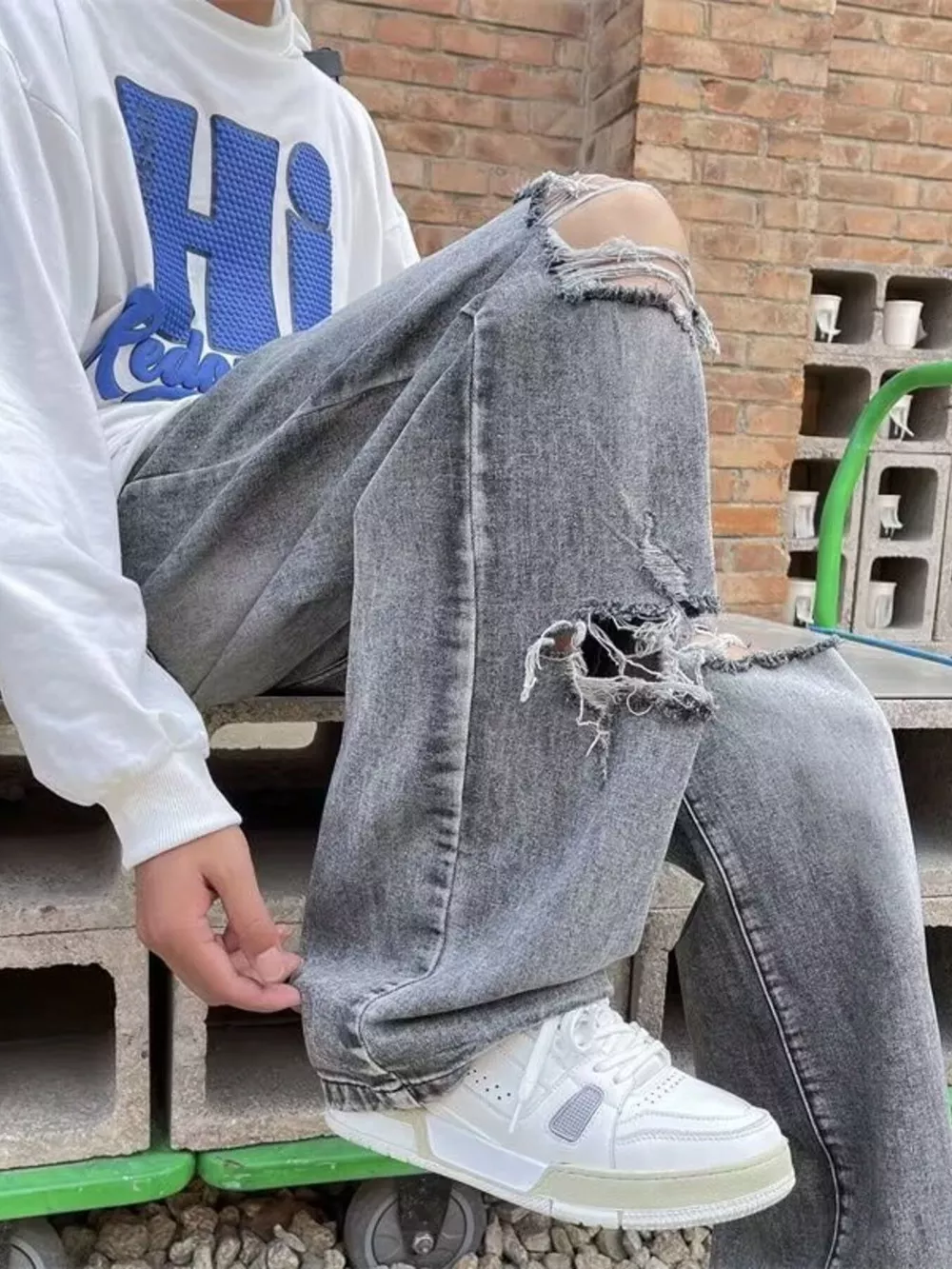 Men's Plus Size Distressed Wide Leg Jeans, image 5