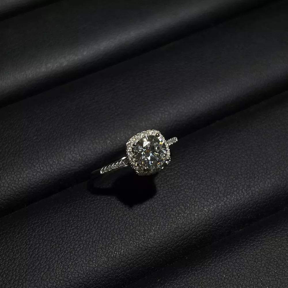 1 Carat Moissanite 925 Sterling Silver Ring