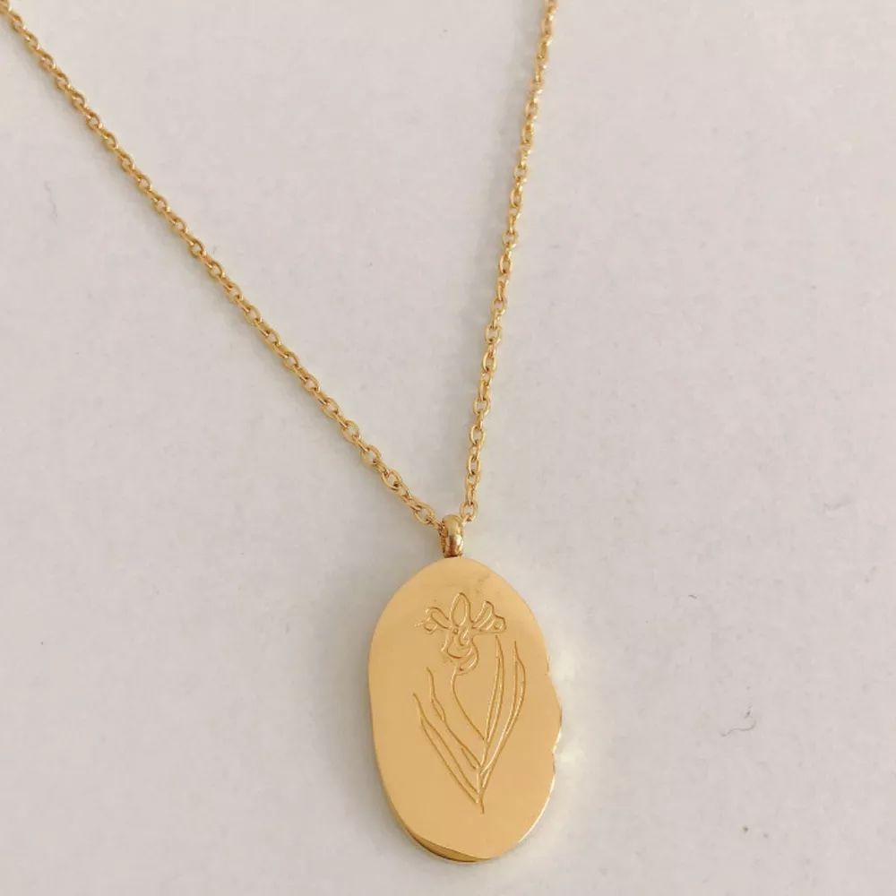 18K Gold-Plated Engraved Pendant Necklace, image 11