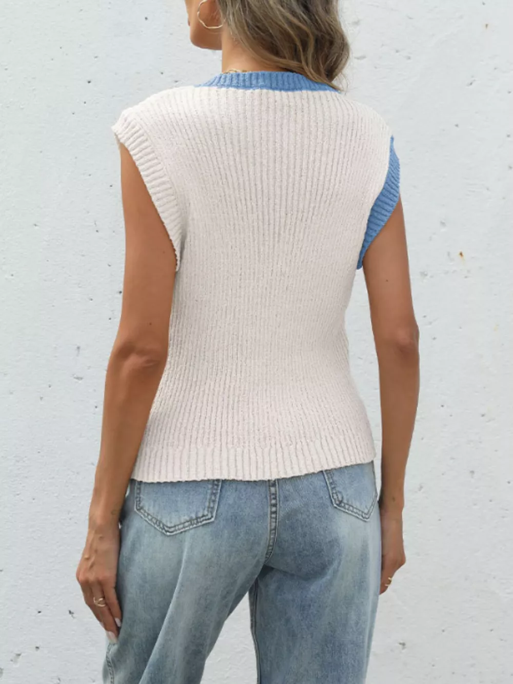 Two-Tone Sleeveless Knit Cardigan, image 12
