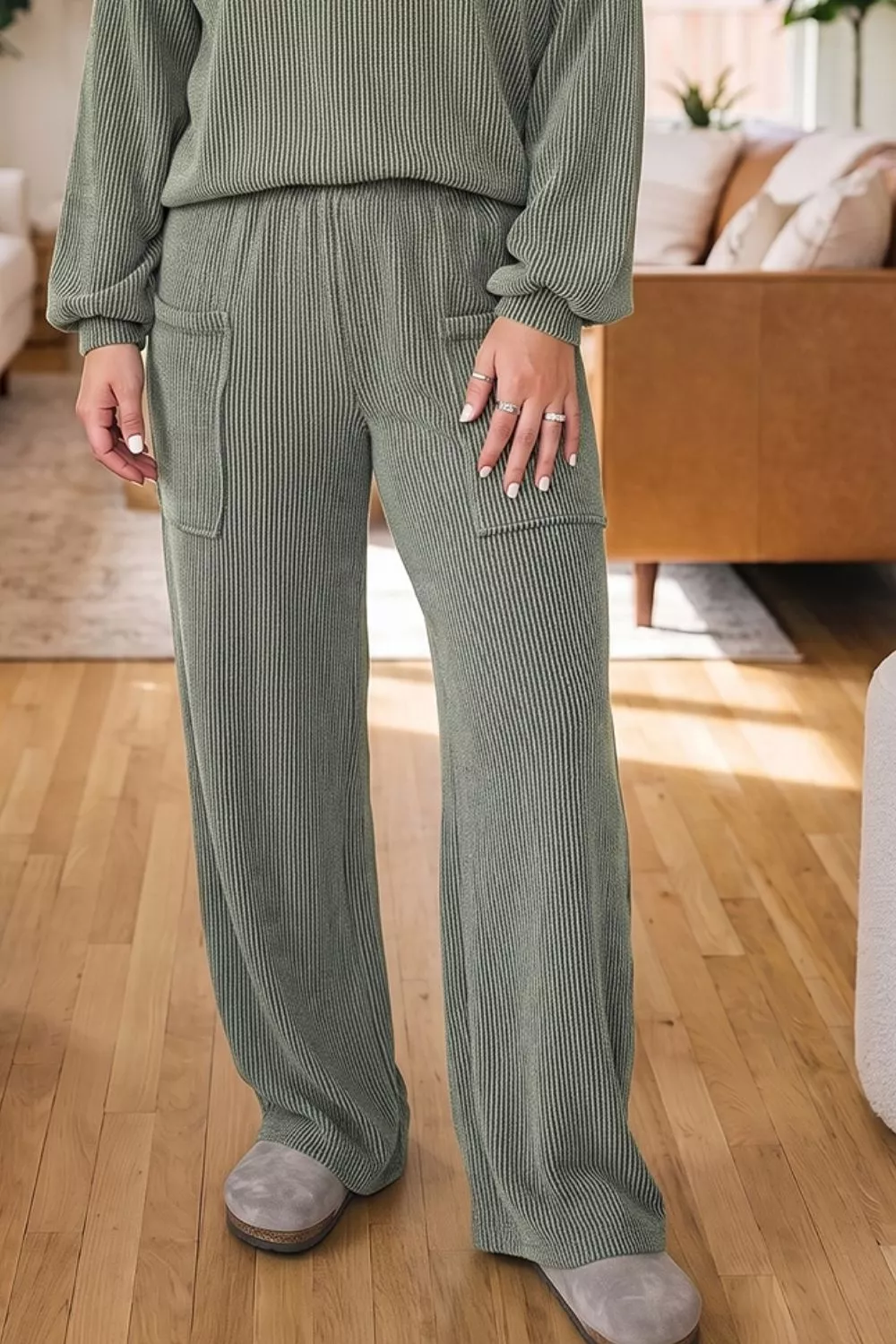Plus Size Twisted Ribbed Exposed Seam Detail V Neck Top and Pants Set, image 3