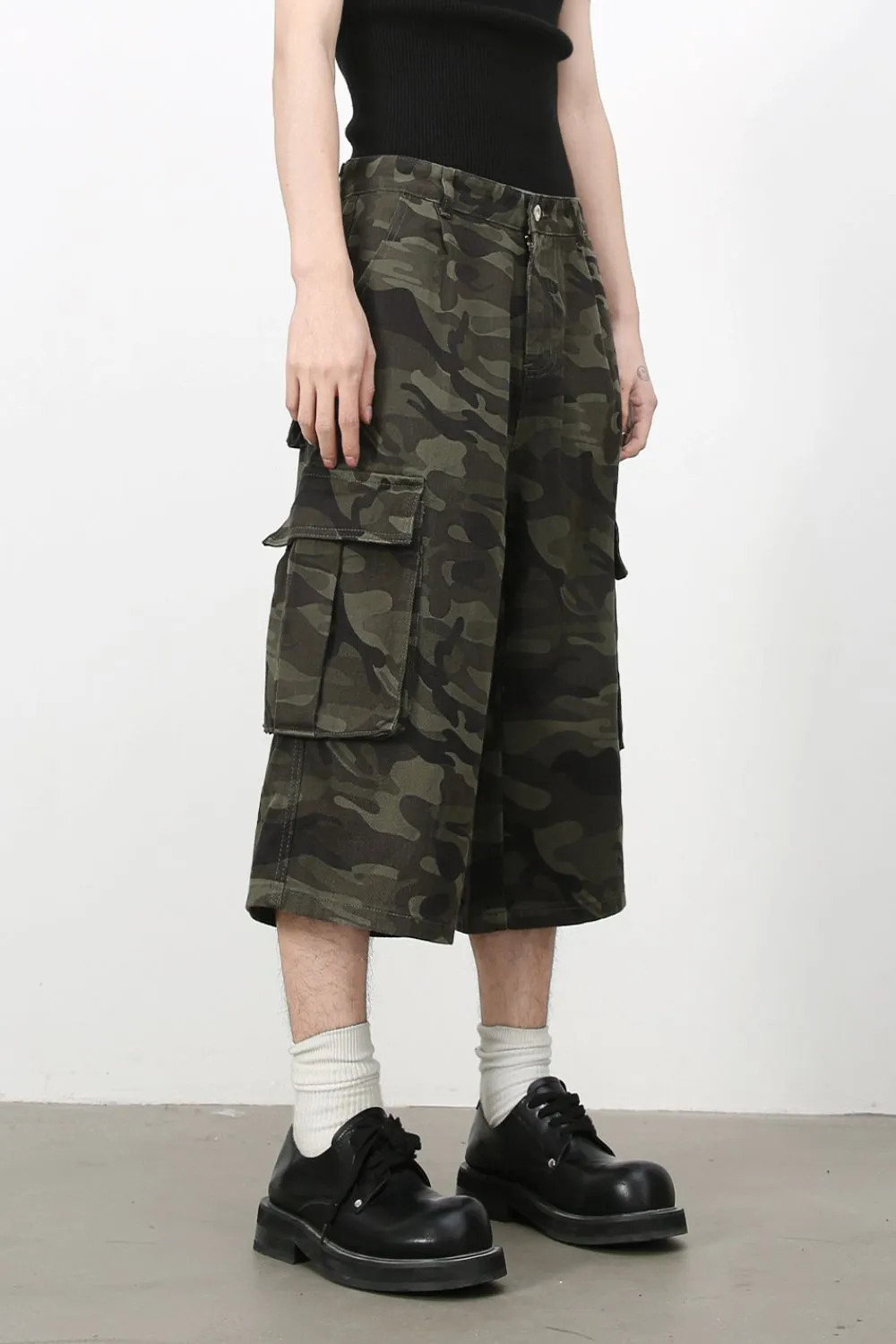 Men's Camouflage Denim Cargo Shorts, image 4