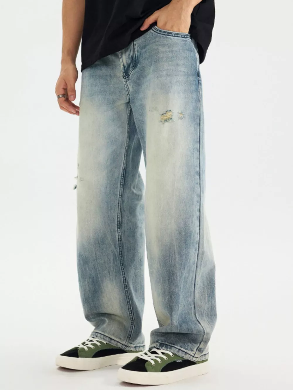 Men's Distressed Vintage Wash Loose Fit Jeans, image 3