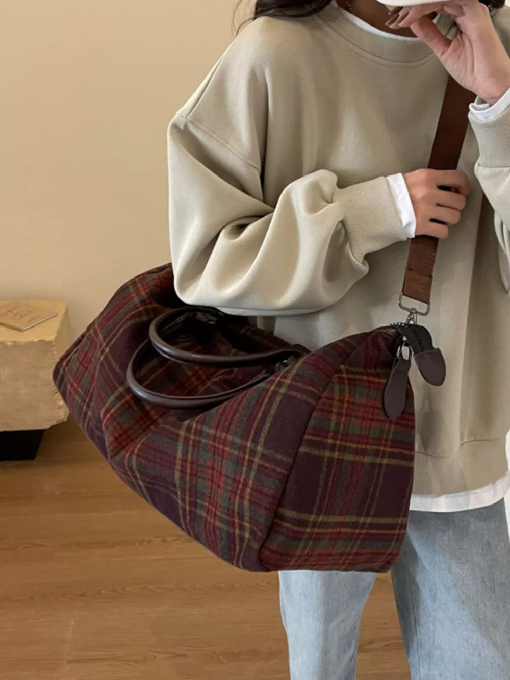 Vintage Plaid Pattern Travel Bag, image 7