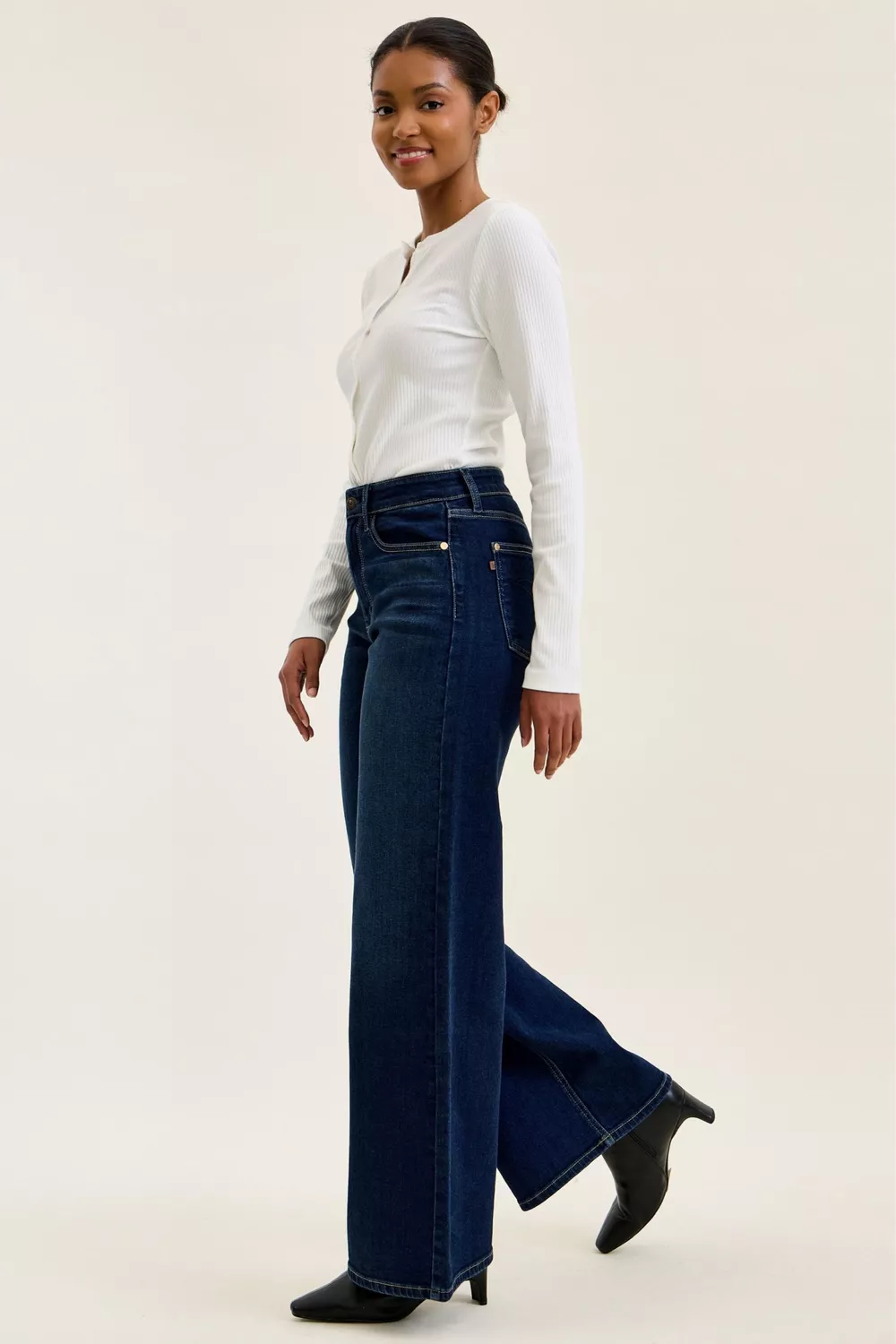 High-Waisted Wide-Leg Dark Wash Jeans, image 7