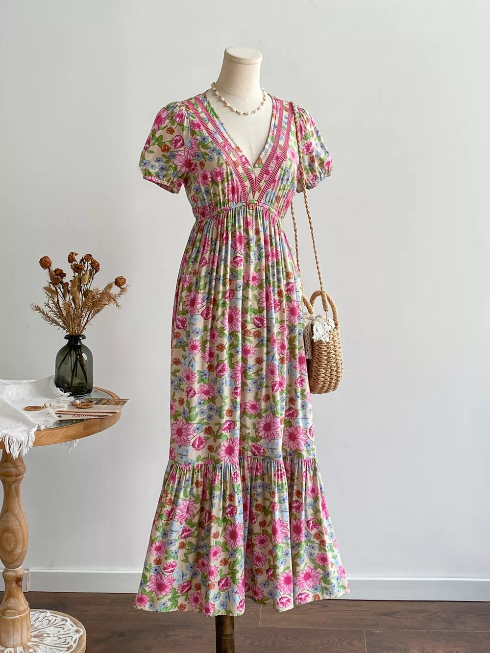 Floral Print V-Neck Puff Sleeve Dress, image 5