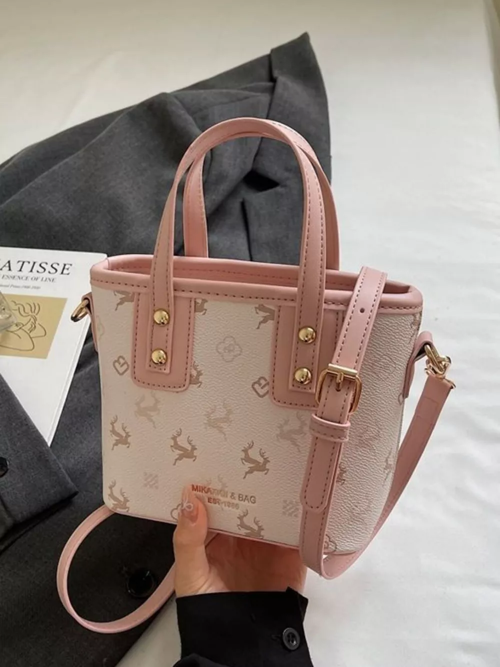 Lightweight Printed Crossbody Bag, image 4