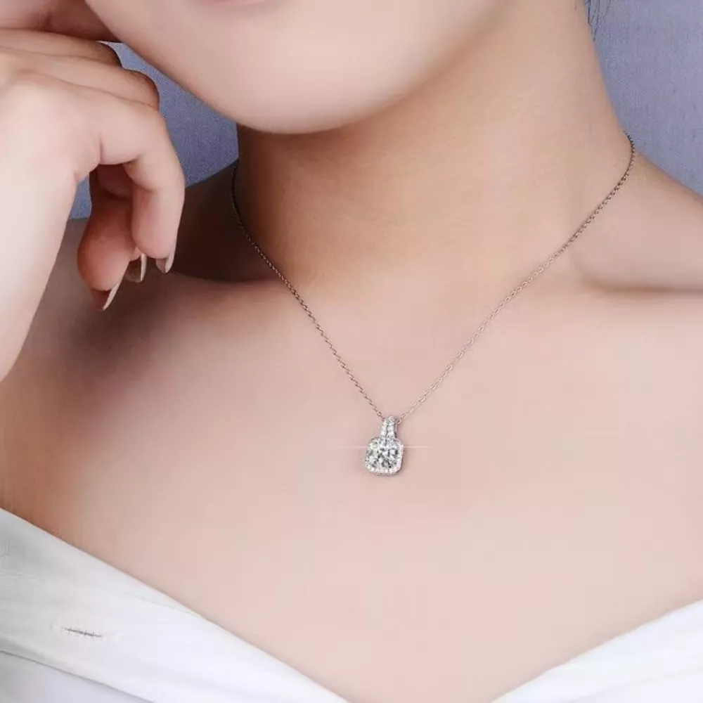 1 Carat Moissanite 925 Sterling Silver Pendant Necklace, image 5