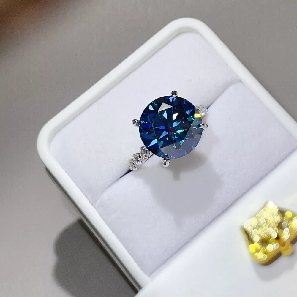 10 Carat 925 Sterling Silver Moissanite Ring, image 3