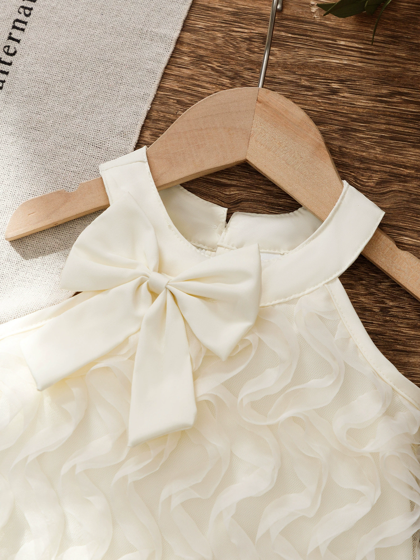 Children's Bow Ruffled Top and Shorts Set, image 3