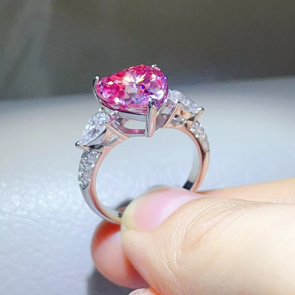6 Carat 925 Sterling Silver Moissanite Heart Ring, image 3
